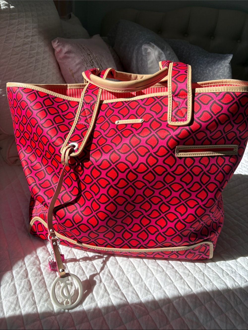 Juicy Couture Pink and Orange Large Geometric Tote with Cowhide Leather Trim - Picture 15 of 16